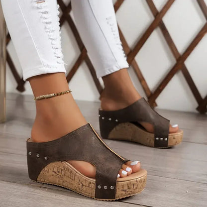 Marisa™ – Hochwertige Keilsandalen